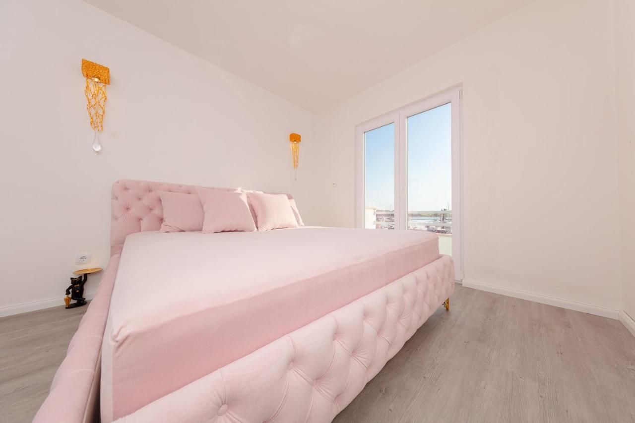 Boutique Residence Sundays 诺瓦利娅 外观 照片