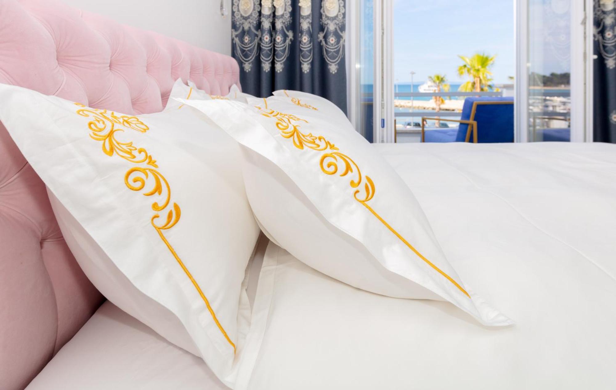 Boutique Residence Sundays 诺瓦利娅 外观 照片